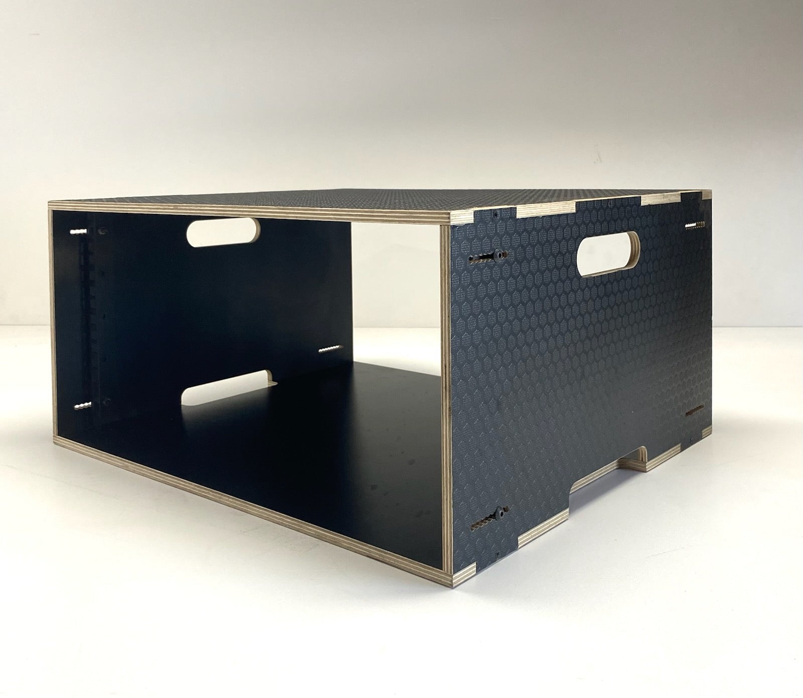 SALE 5U 420 mm deep rack sleeve NO VENTS (ONE ONLY)